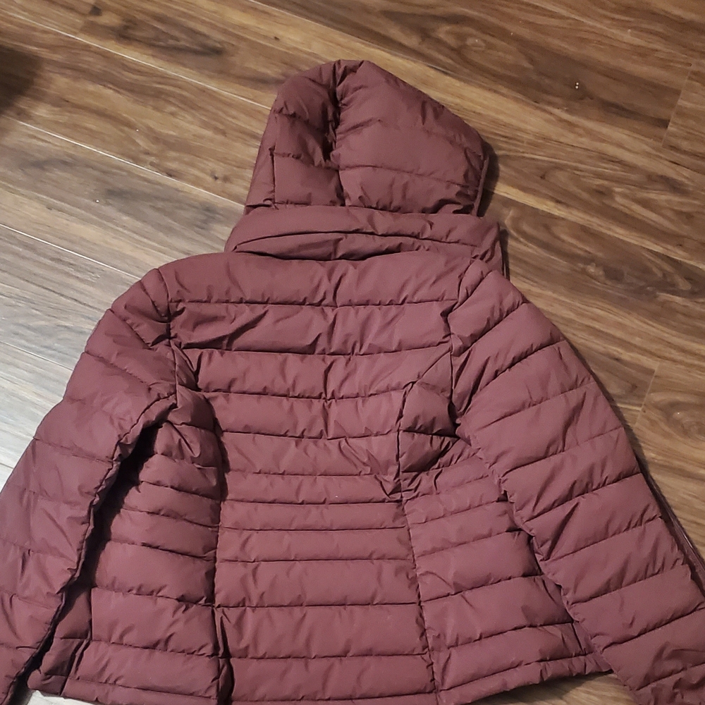 Abercrombie & Fitch Burgundy Quilted Jacket - Picture 5 of 9